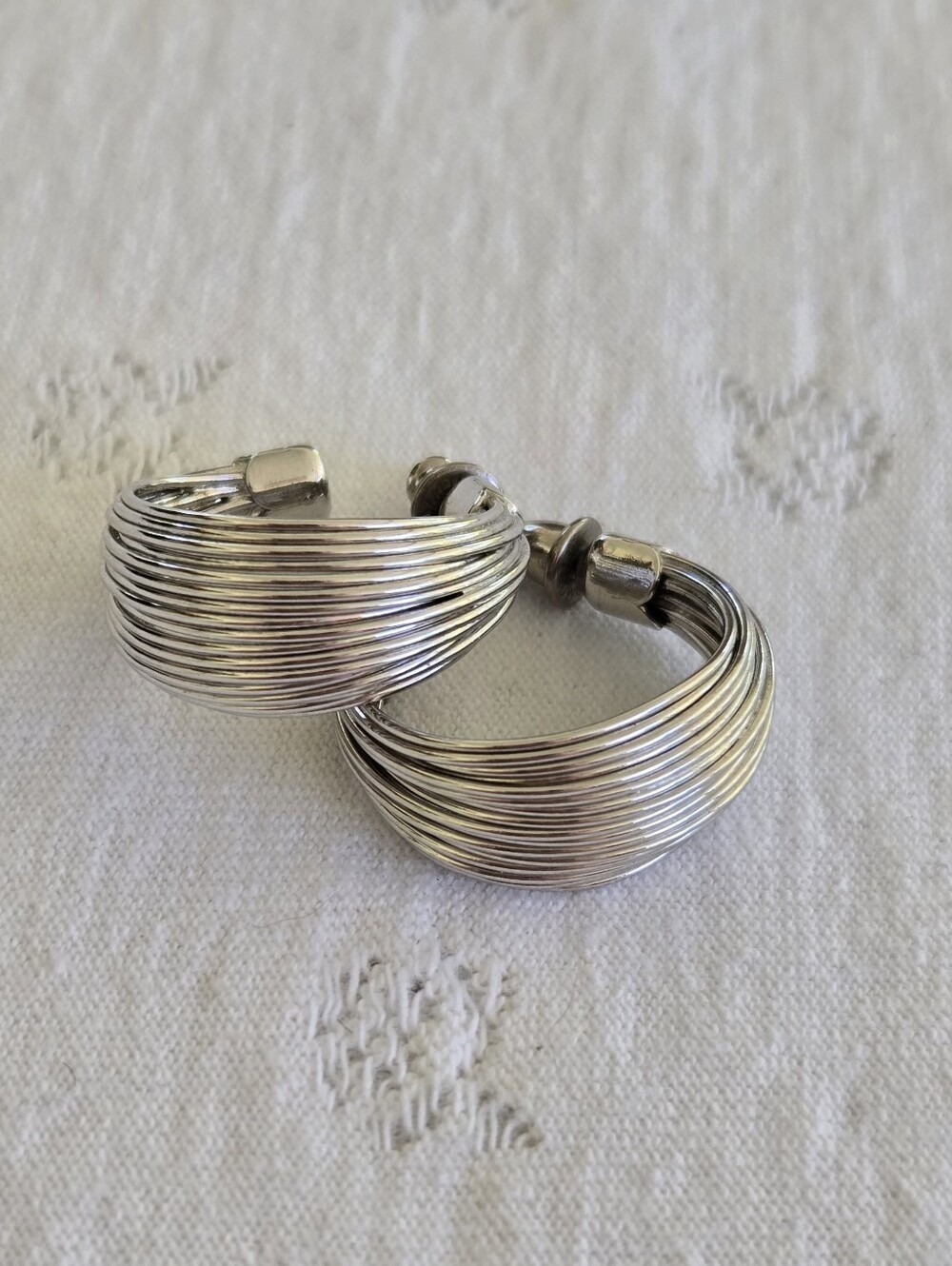 Silver-Tone Multi-Wire Hoop Earrings - Classic Women's Jewelry Vintage